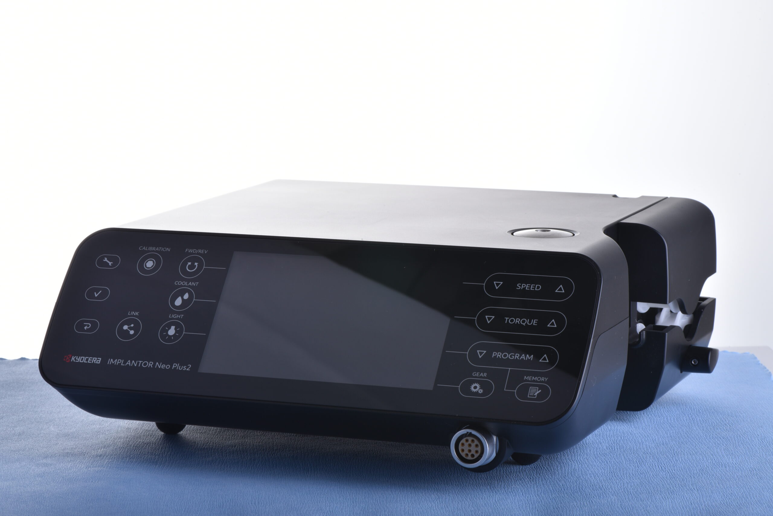 名古屋　インプラント手術は痛い？腫れの期間と実際のリスク