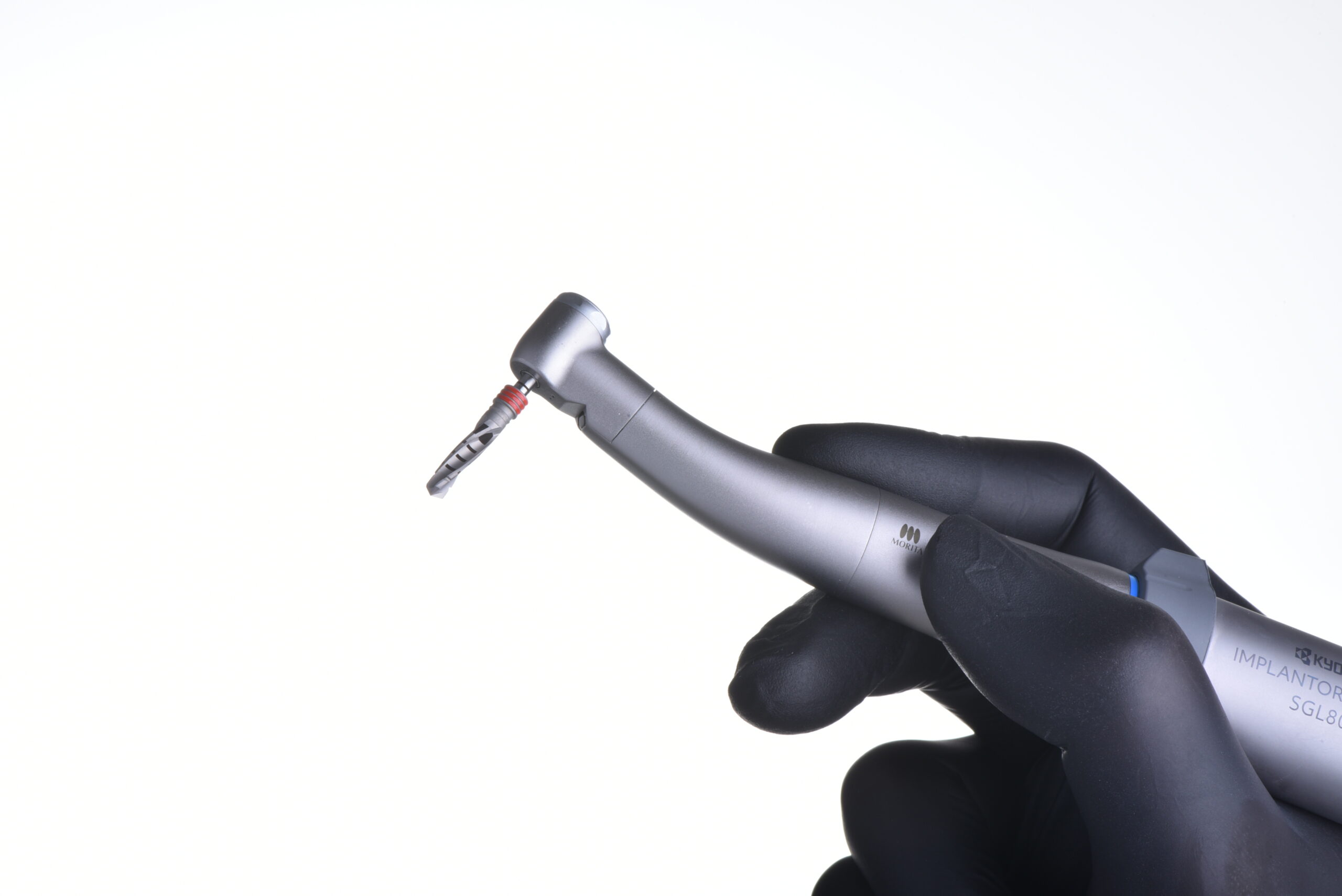 名古屋　インプラント治療時期はいつが安全？